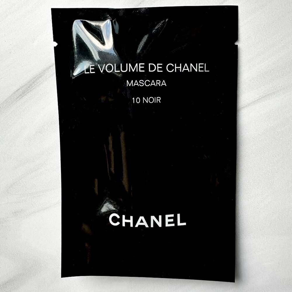 Chanel Le Volume De Chanel Mascara Sample 10 Noir New Sealed Package
